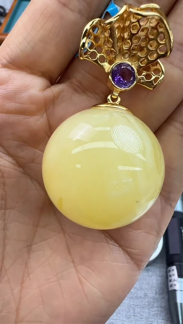 【闪购商品】琥珀颈饰未镶嵌33秒拍号