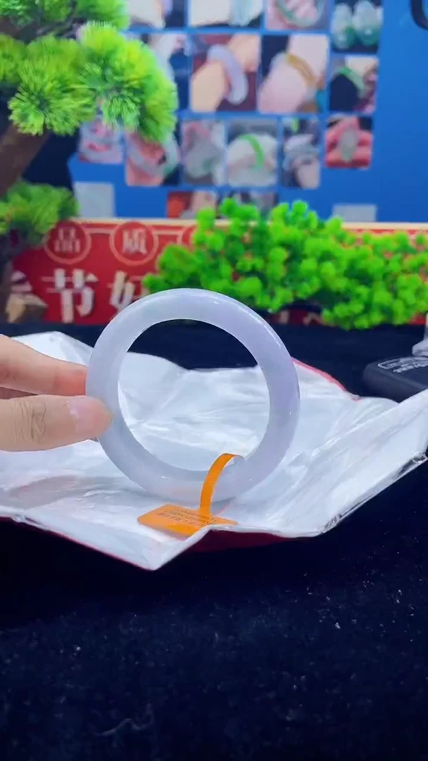 【闪购商品】翡翠手镯未镶嵌手镯22
