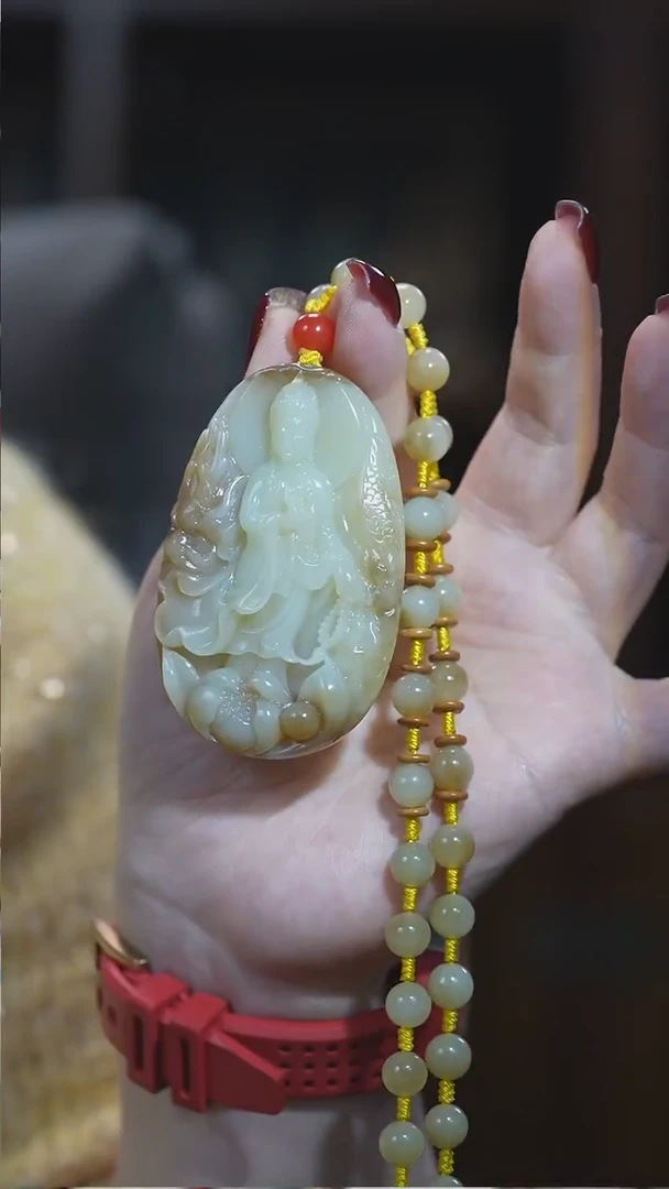 颈饰未镶嵌和田玉观音