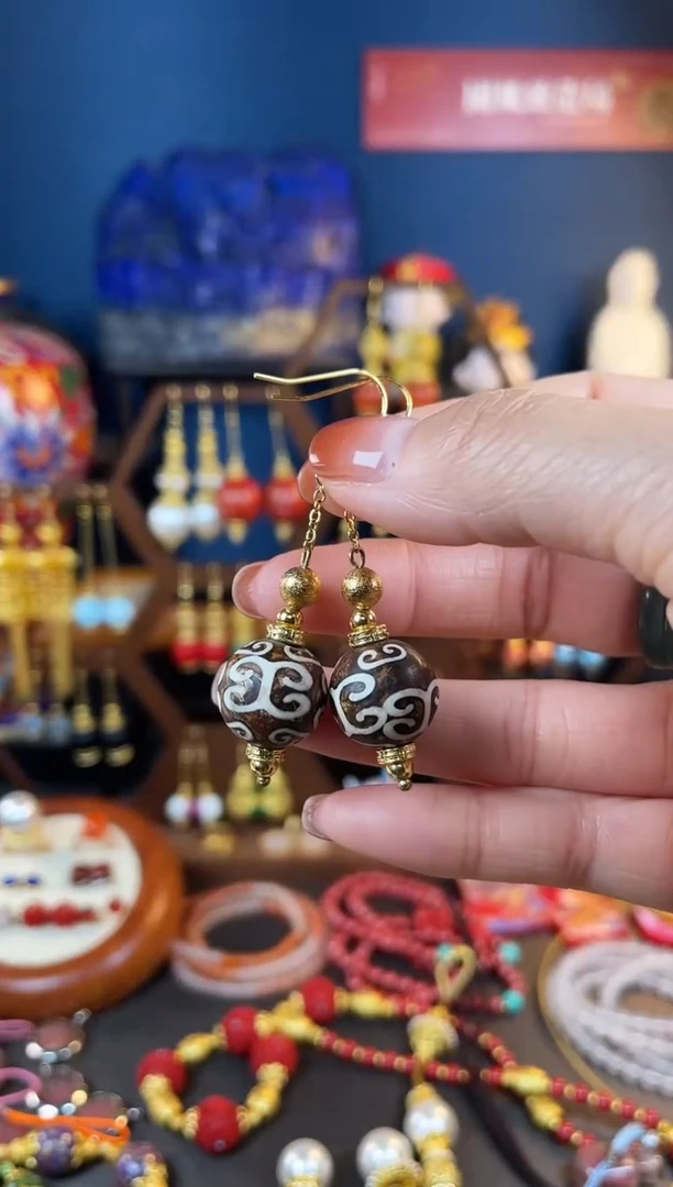 【闪购商品】玛瑙/玉髓耳坠银S925镀金镶嵌玛瑙耳钩