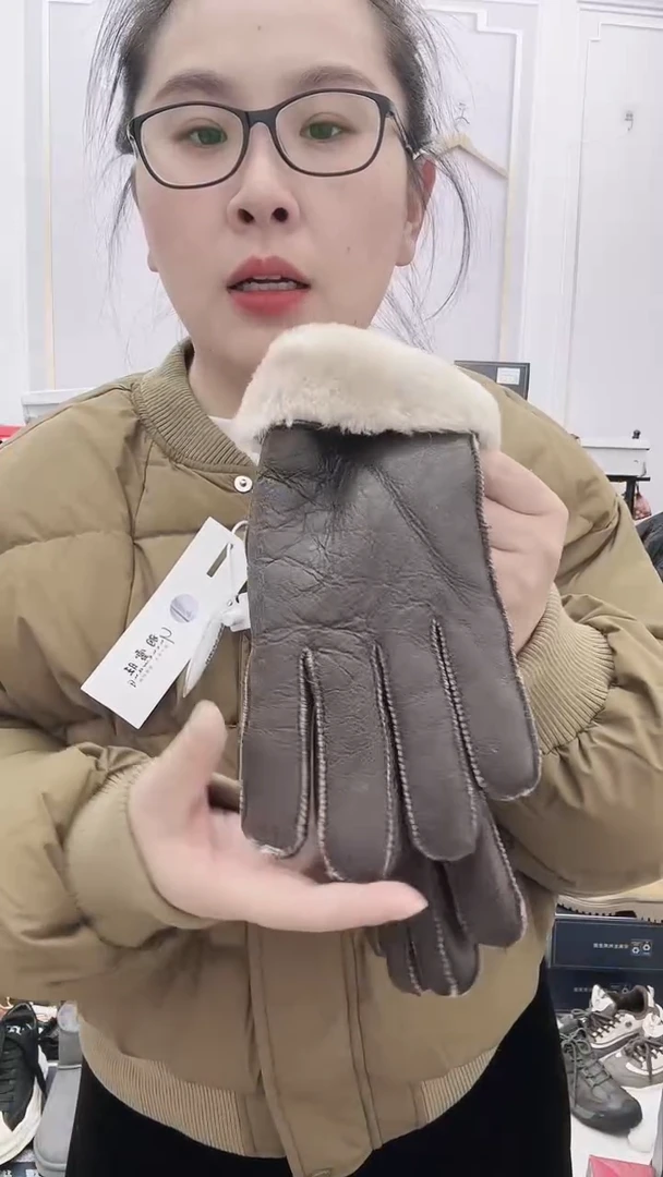 男士皮毛一体手套