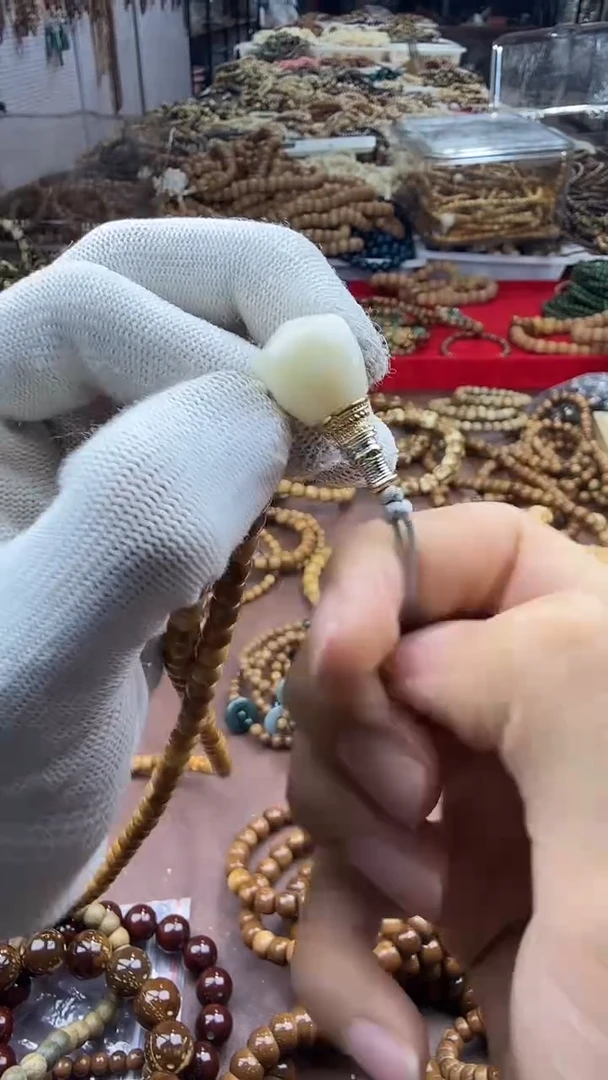 菩提根/象牙果手串白色三通一个