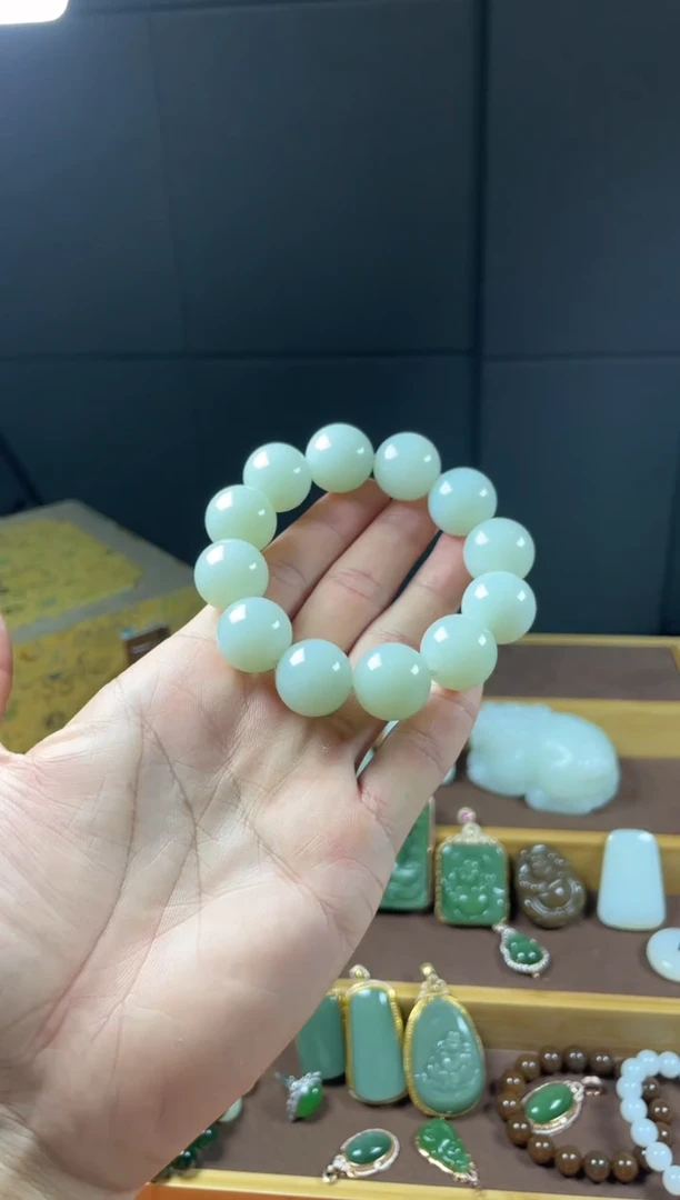 颈饰未镶嵌和田玉5