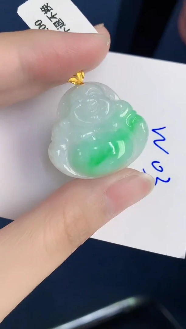 颈饰18K金镶嵌翡翠天然翡翠缅甸A货
