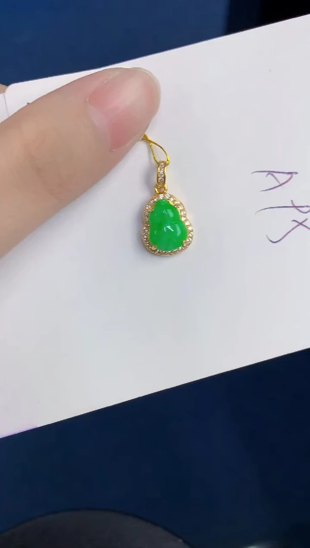 颈饰未镶嵌翡翠天然翡翠缅甸A货