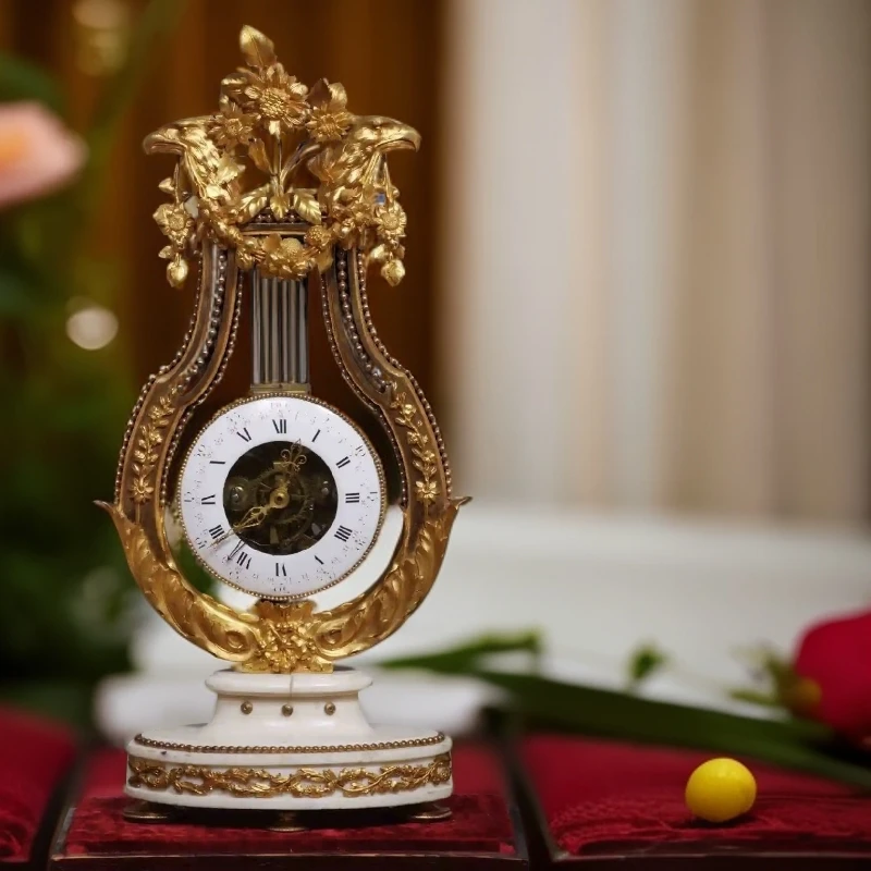精美复古工艺座钟