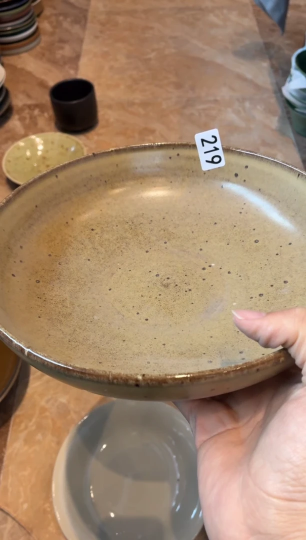 瓷片想****?219陶泥棕鼓形汤碗