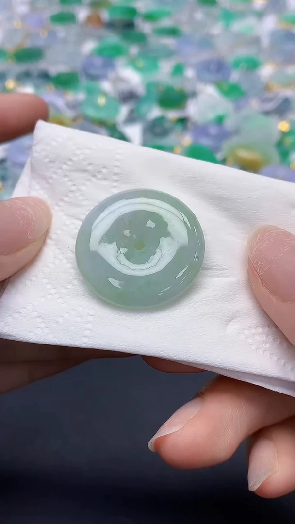 翡翠未镶嵌颈饰天然缅甸a货翡翠