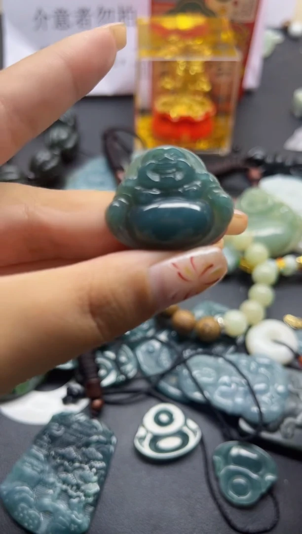 【闪购商品】翡翠颈饰未镶嵌翡翠