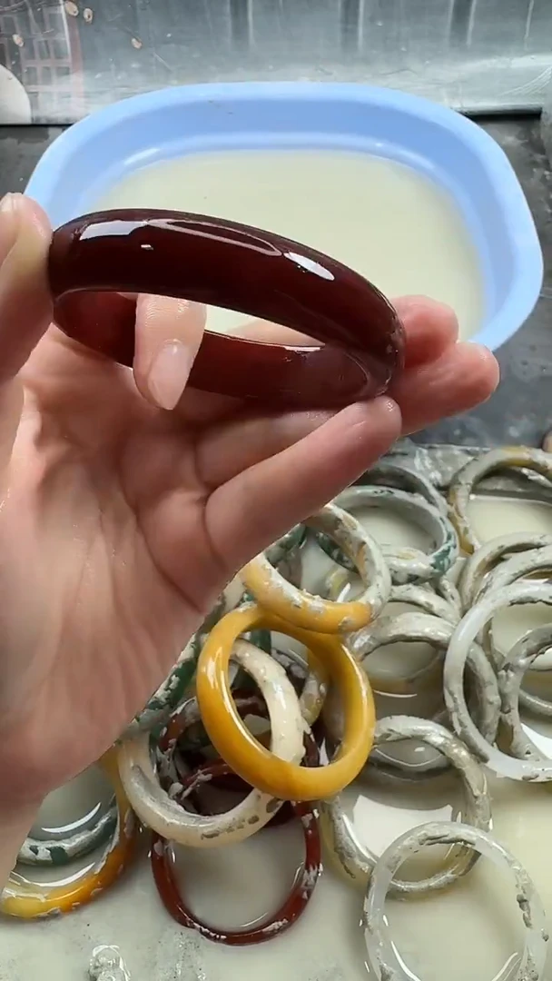 未镶嵌手镯石英质玉20