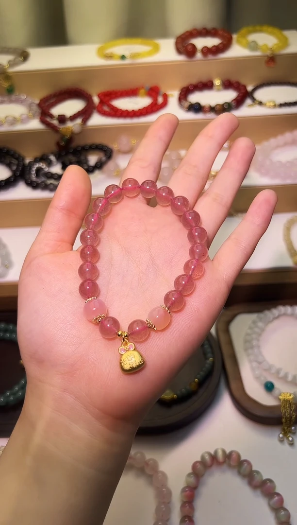 【闪购商品】水晶手串未镶嵌草莓晶手串