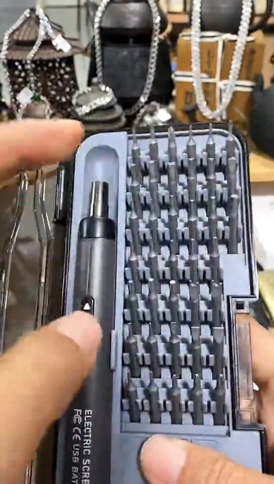 瓷片闪购商品  如图所示