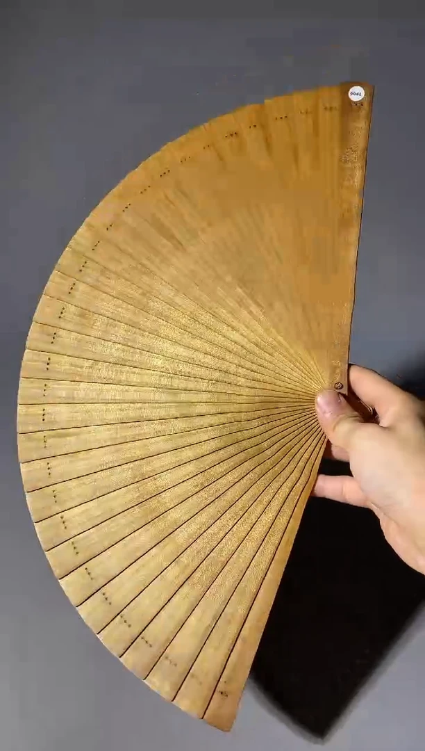 金丝楠608号24cm小叶桢楠扇子
