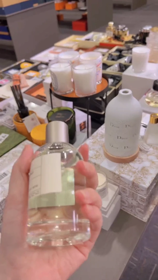 碟XS045--------------