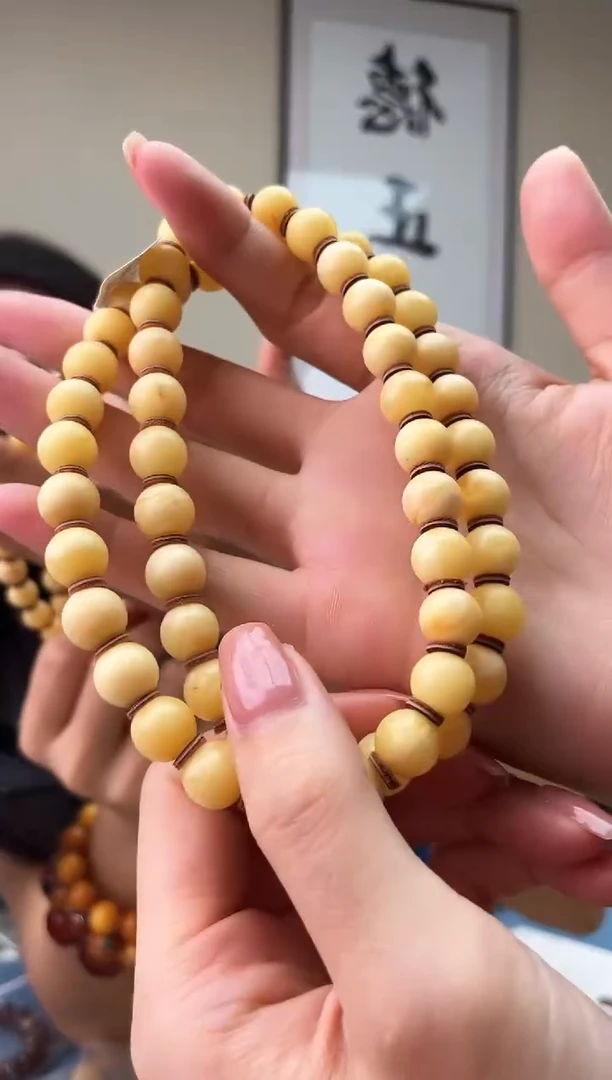 琥珀未镶嵌珠宝奇石T032.微瑕假一罚十多样性发其一