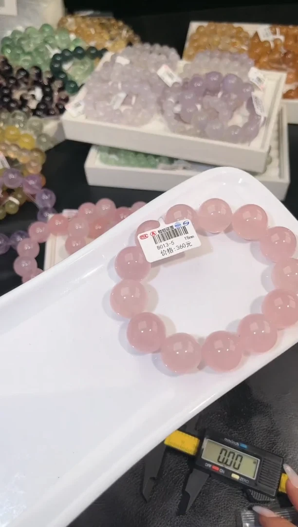 水晶手链未镶嵌多样性发一粉晶18mm