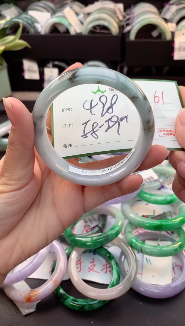 未镶嵌定制翡翠绾*毛货需精细抛光+多人