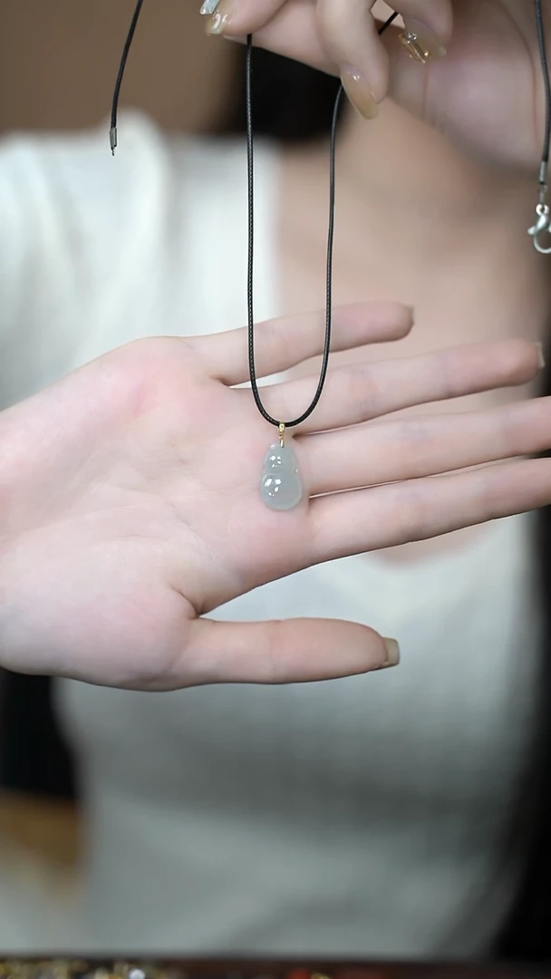 【闪购商品】翡翠吊坠(不含链)未镶嵌FFXL01669