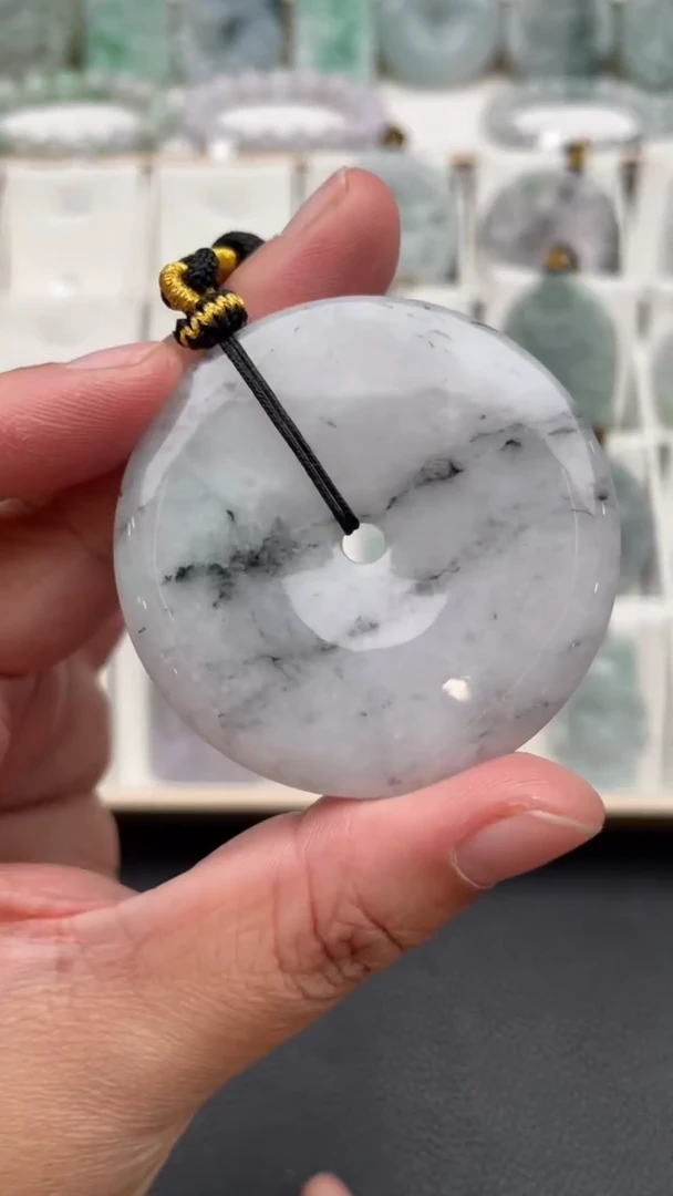 颈饰未镶嵌翡翠天然缅甸翡翠A货82