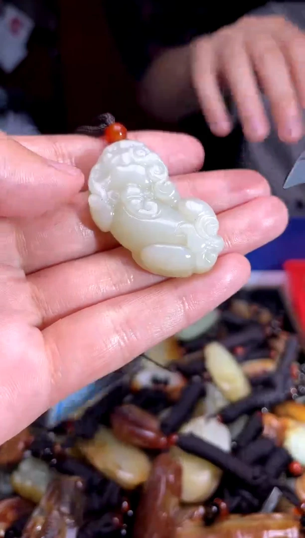 和田玉未镶嵌挂件1