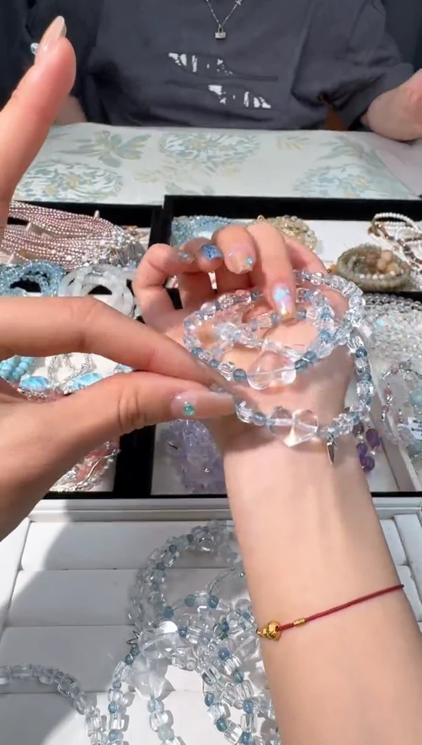 【闪购商品】水晶手链未镶嵌A008白水方块白水屁桃款
