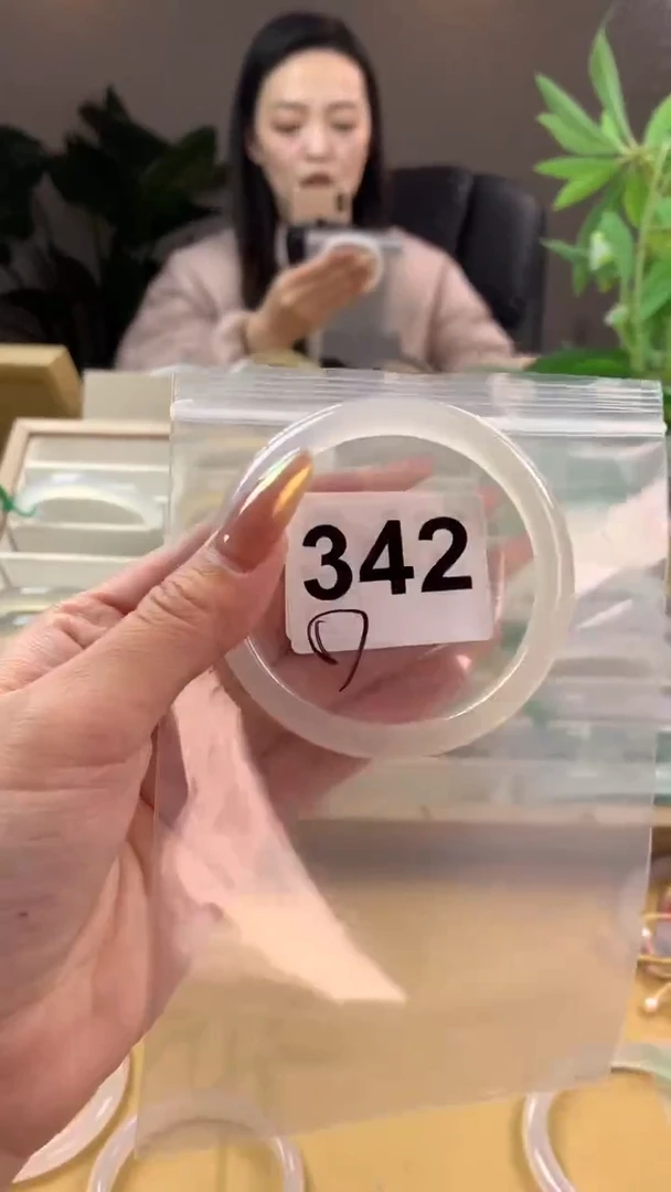 【闪购商品】玛瑙/玉髓手镯未镶嵌342