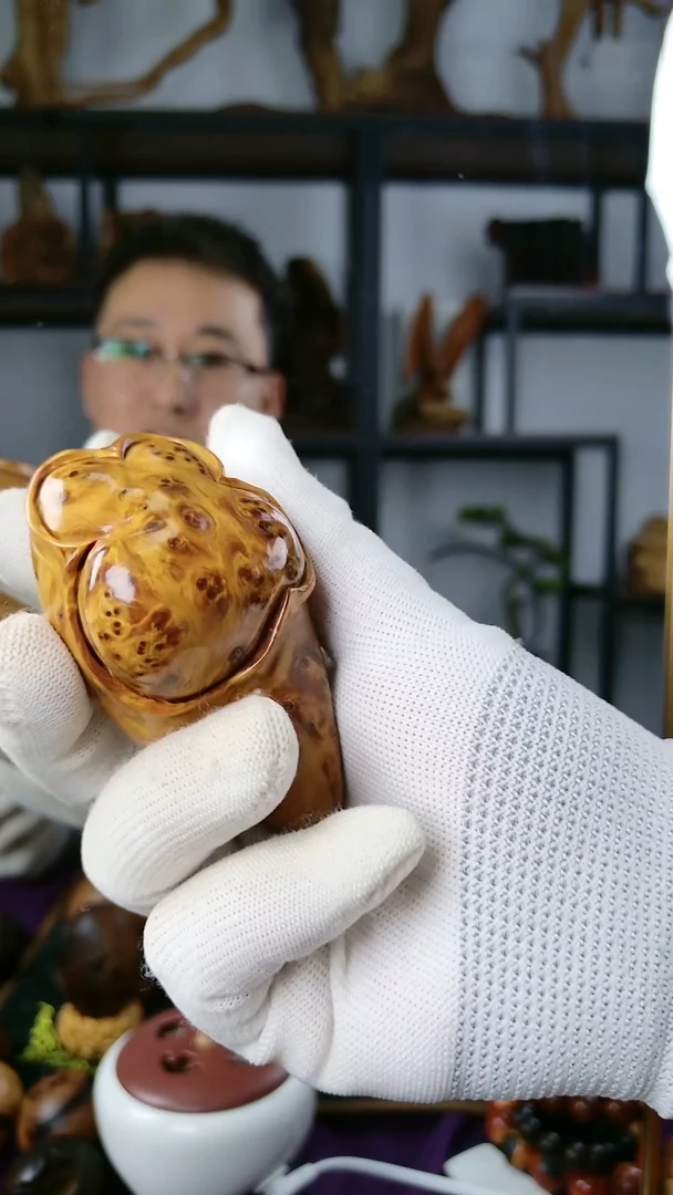 崖柏太行陈化崖柏玉如意手把件