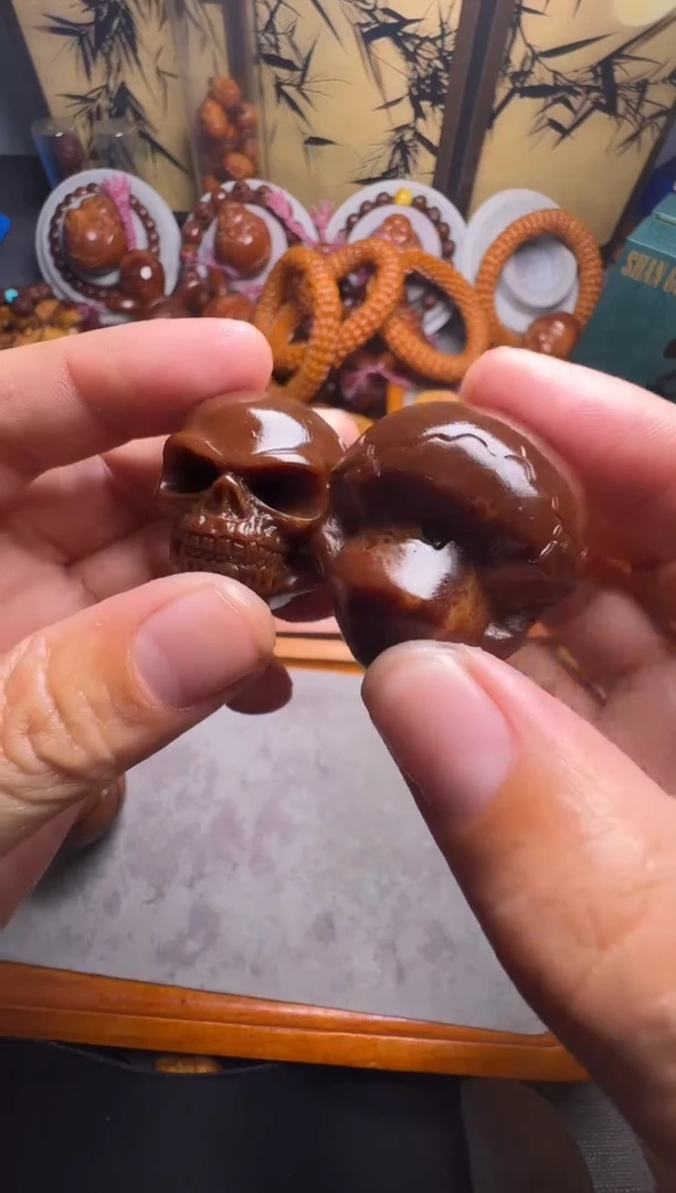 手串橄榄核骷髅头一对