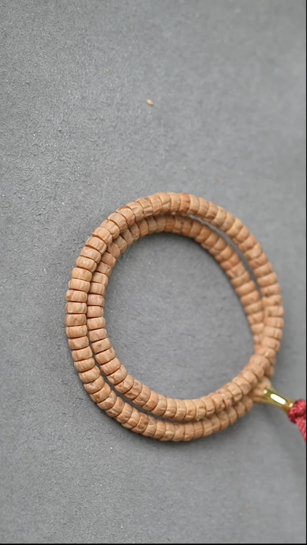 【闪购商品】柏香籽/百香籽吊坠药片手持