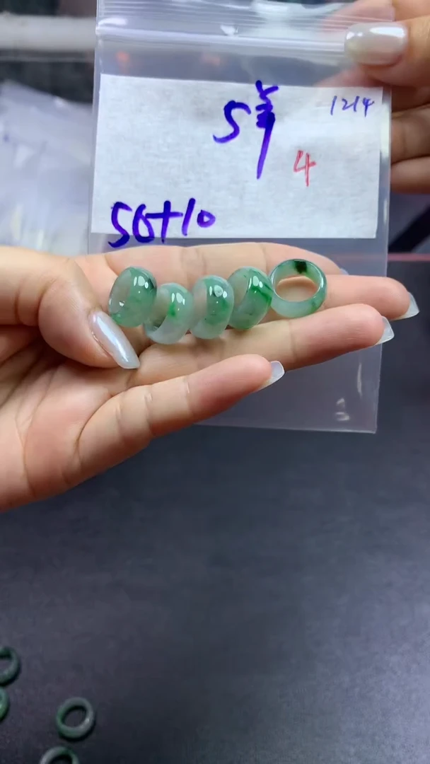 未镶嵌定制翡翠毛货需精细抛光拍一发一