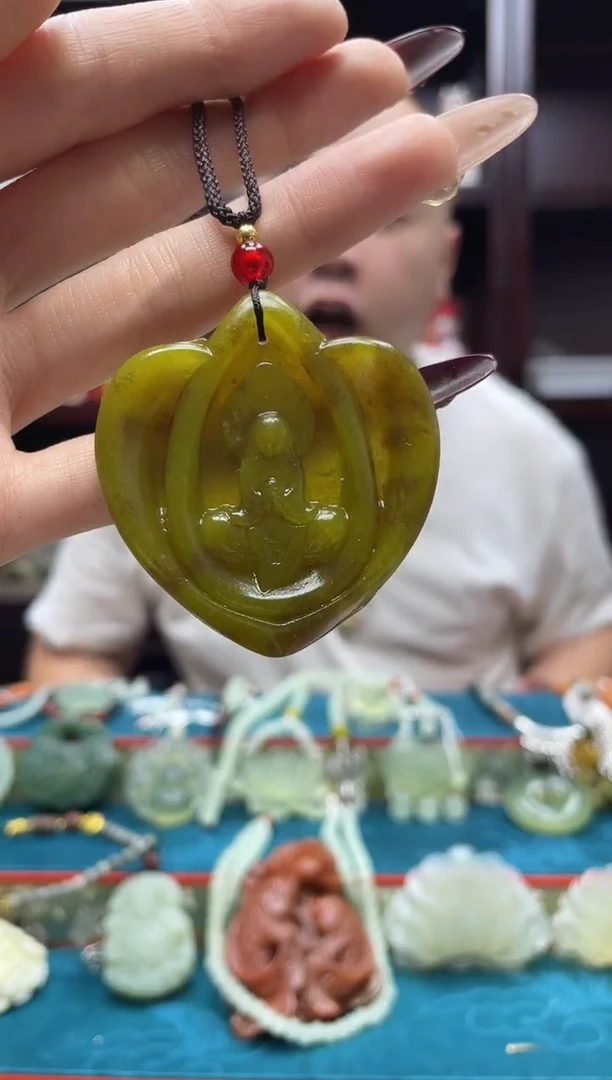 未镶嵌岫玉吊坠·