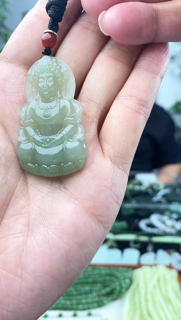 和田玉未镶嵌颈饰1