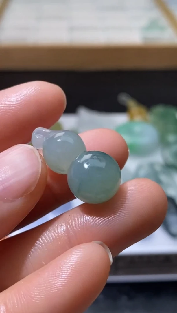 【闪购商品】定制翡翠未镶嵌翡翠毛货~