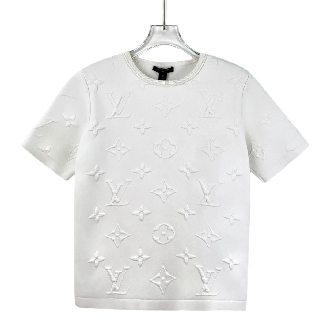 95新 LouisVuitton/路易威登 DW0260 白色浮雕满印圆领T恤 XS码