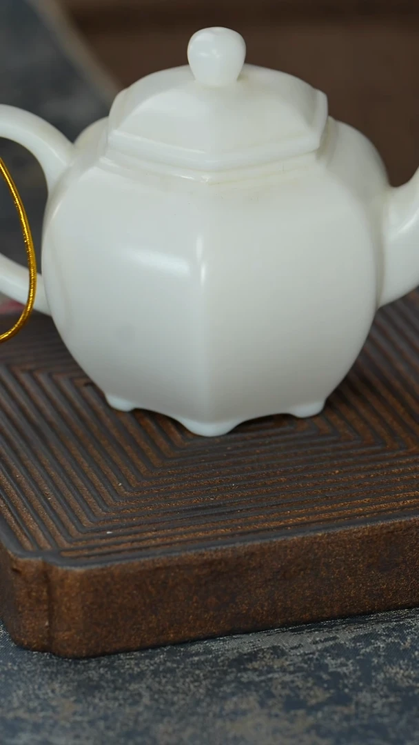 【白瓷六角茶壶】【白瓷六角茶壶】