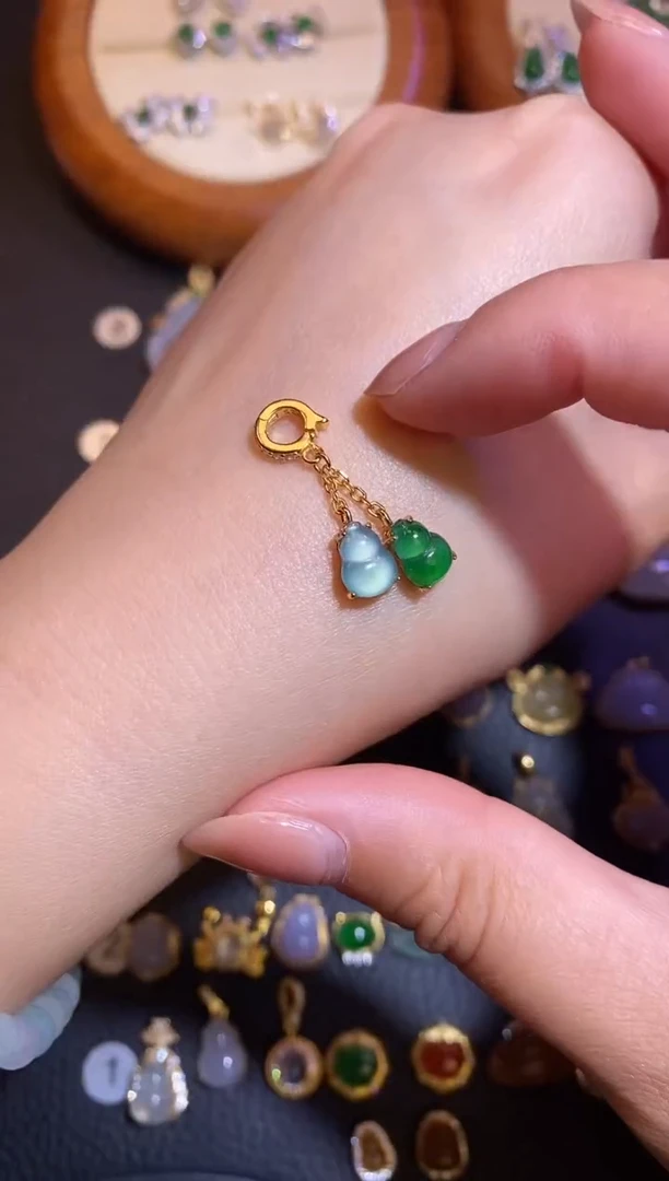 颈饰银S925镶嵌翡翠a货翡翠