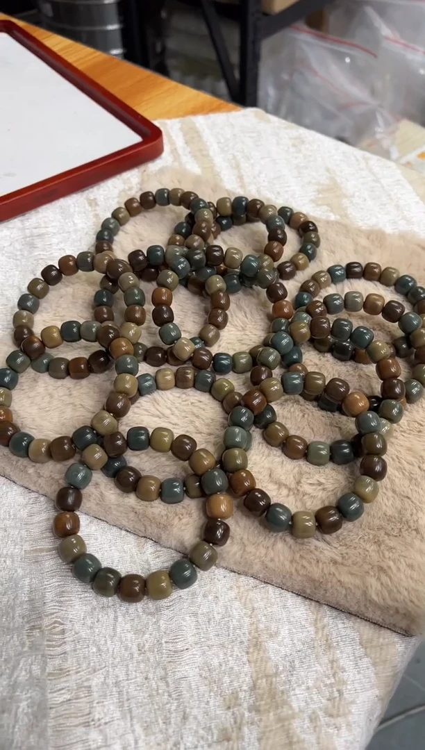 【闪购商品】菩提根/象牙果手串13猪油膏（233）