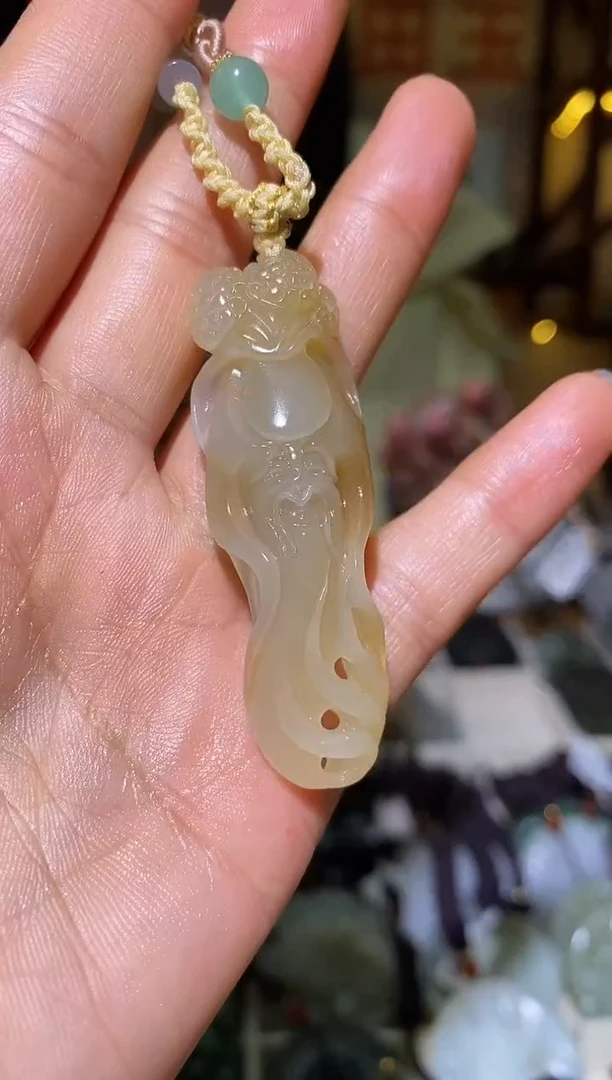 颈饰未镶嵌和田玉1111