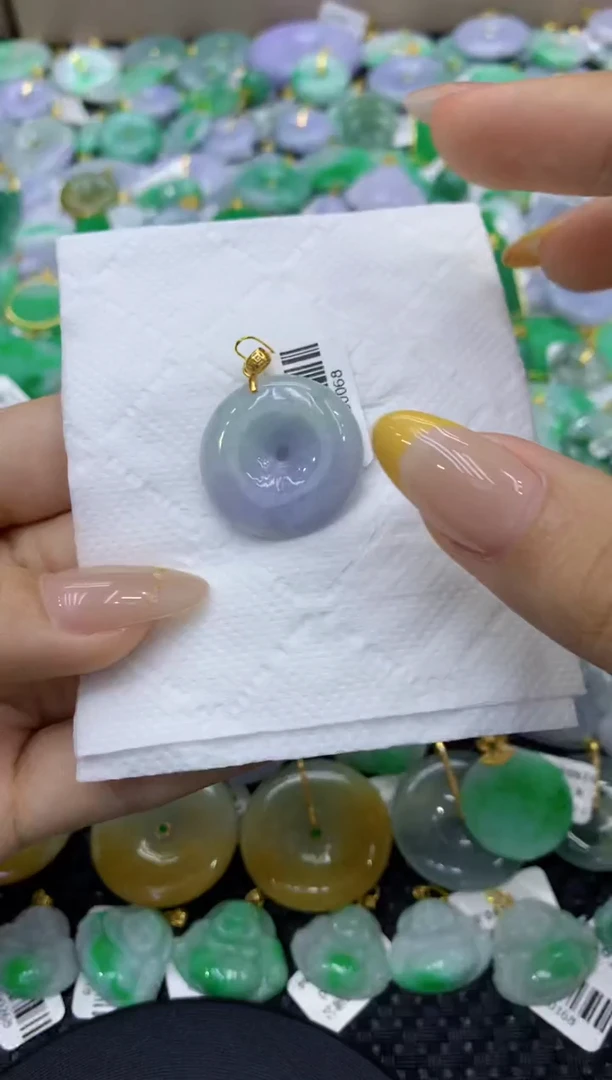颈饰未镶嵌翡翠天然缅甸翡翠A货