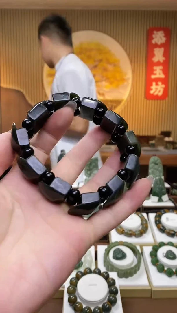 【闪购商品】和田玉手牌未镶嵌多样性随机发一