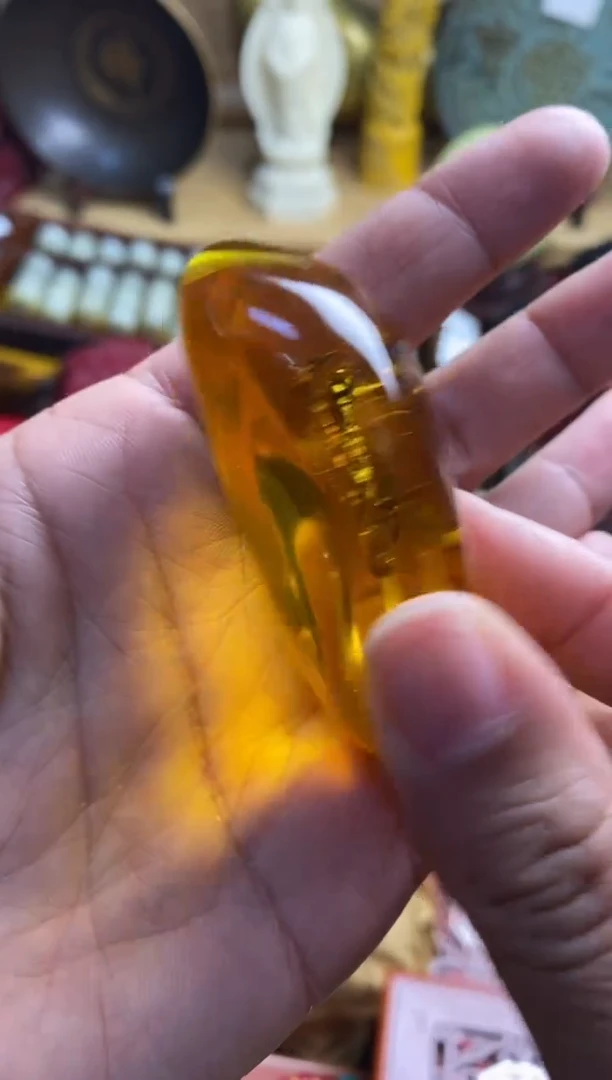 裸石琥珀未镶嵌主播推荐主播推荐