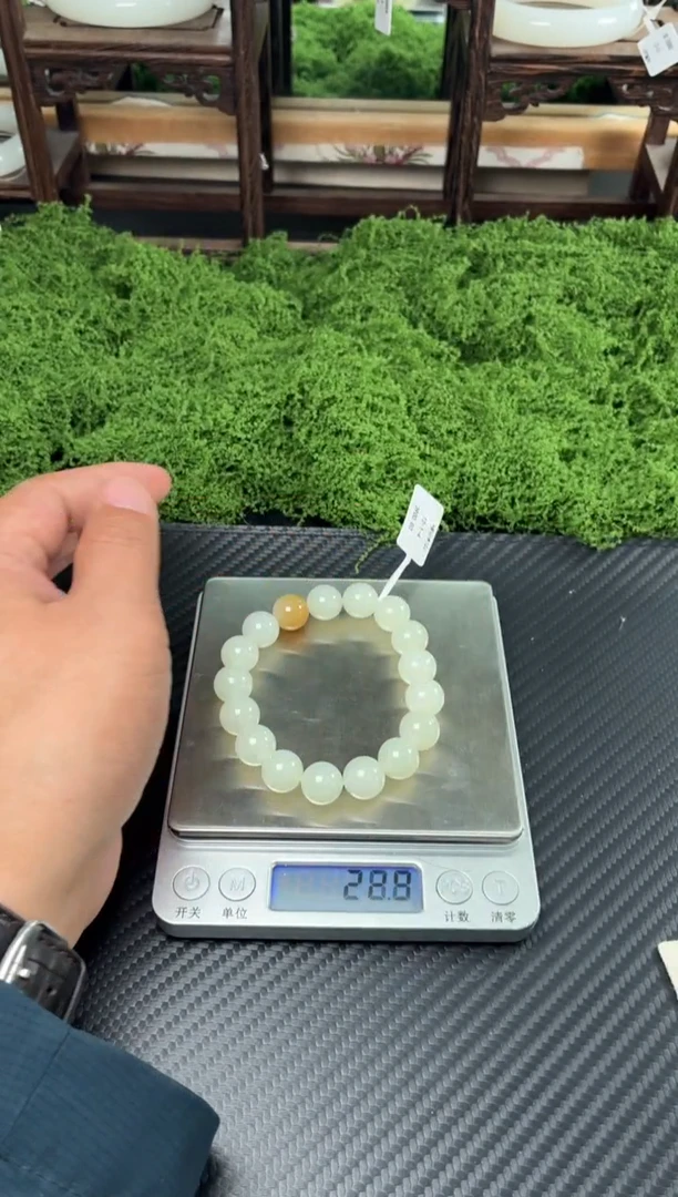 未镶嵌和田玉手串金山卡12手串微色差