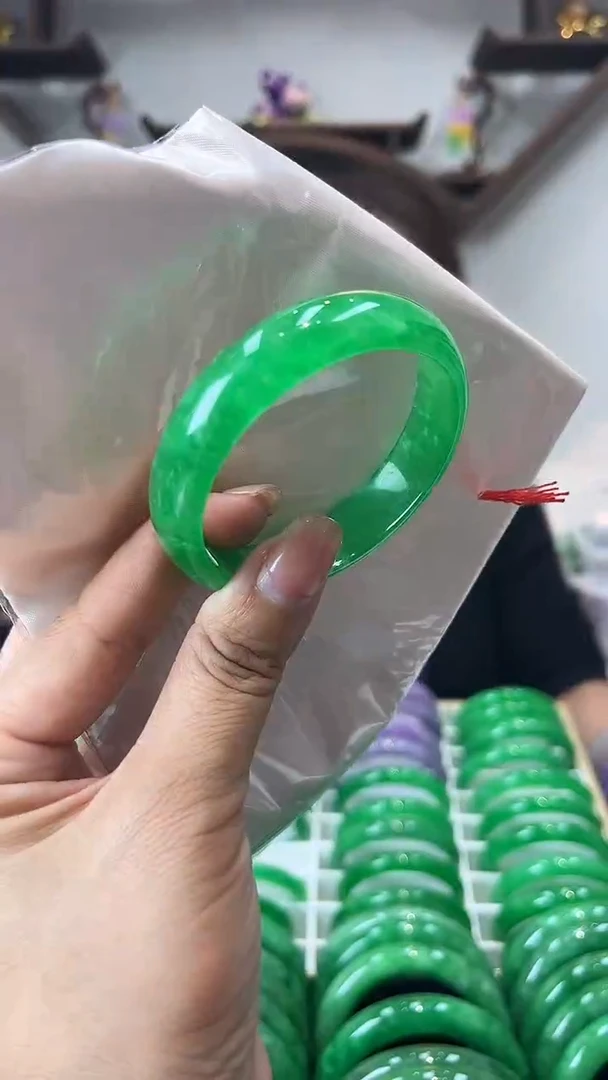 【闪购商品】砖雕h19 圈口55.3 独货手镯