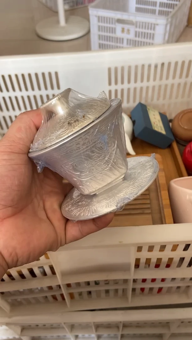 杯无运费险有瑕疵的摄影的产品有使用过的痕迹有点脏介意勿拍