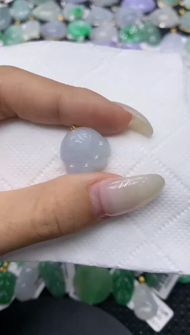 颈饰18K金镶嵌翡翠11111111111