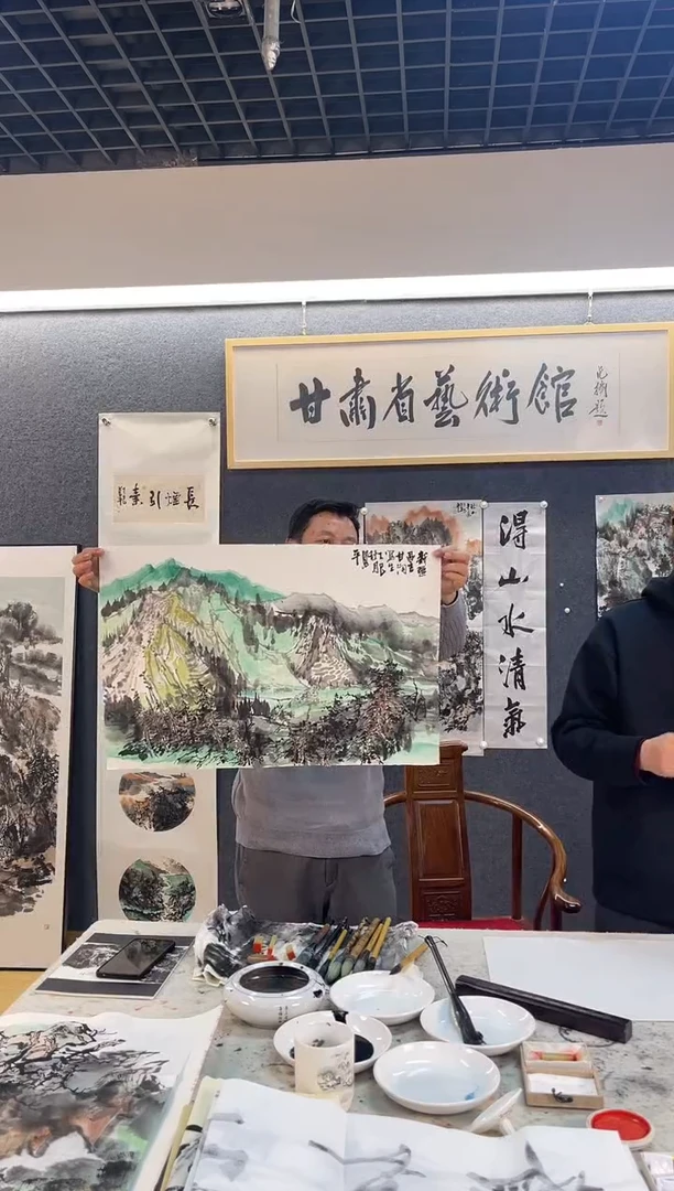 国画白恩P山水45*70