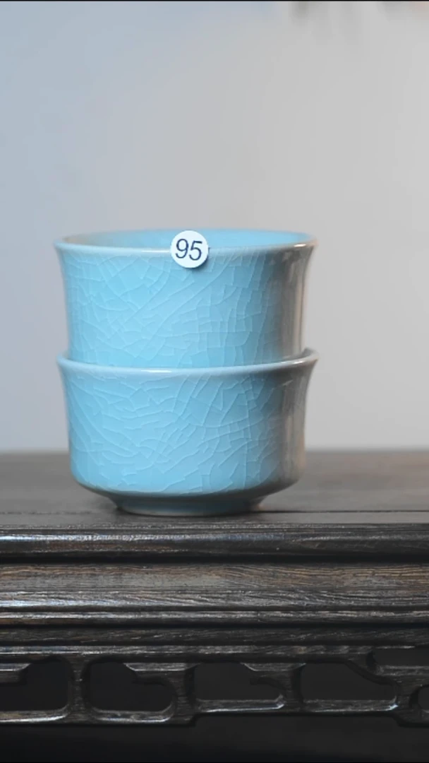 95号全品品茶杯一对清凉寺汝瓷