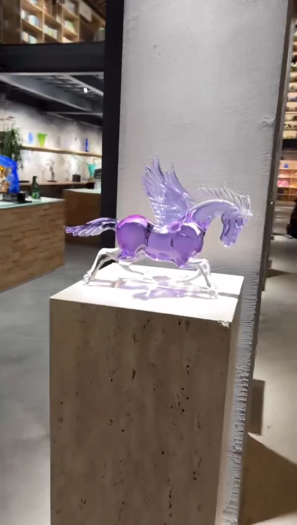 摆件紫罗兰飞马摆件