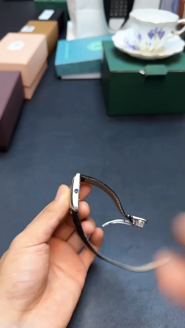 瓷片全新正品一件不留@@WE1515