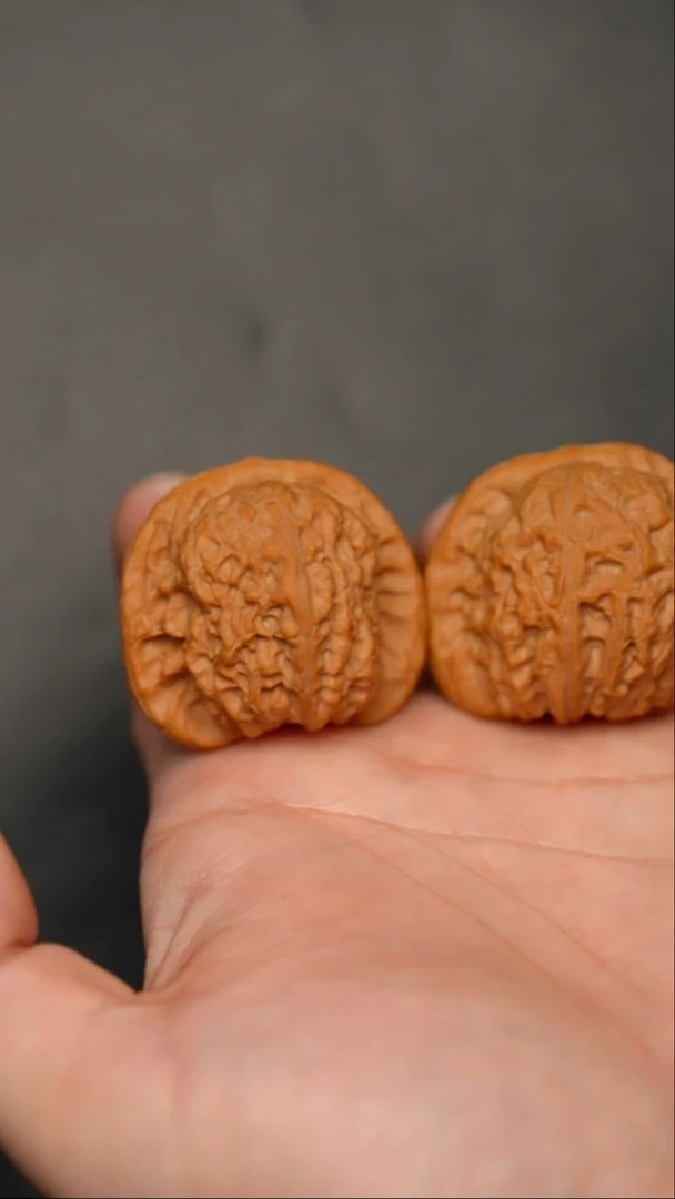 把件文玩核桃微微修血麒麟39